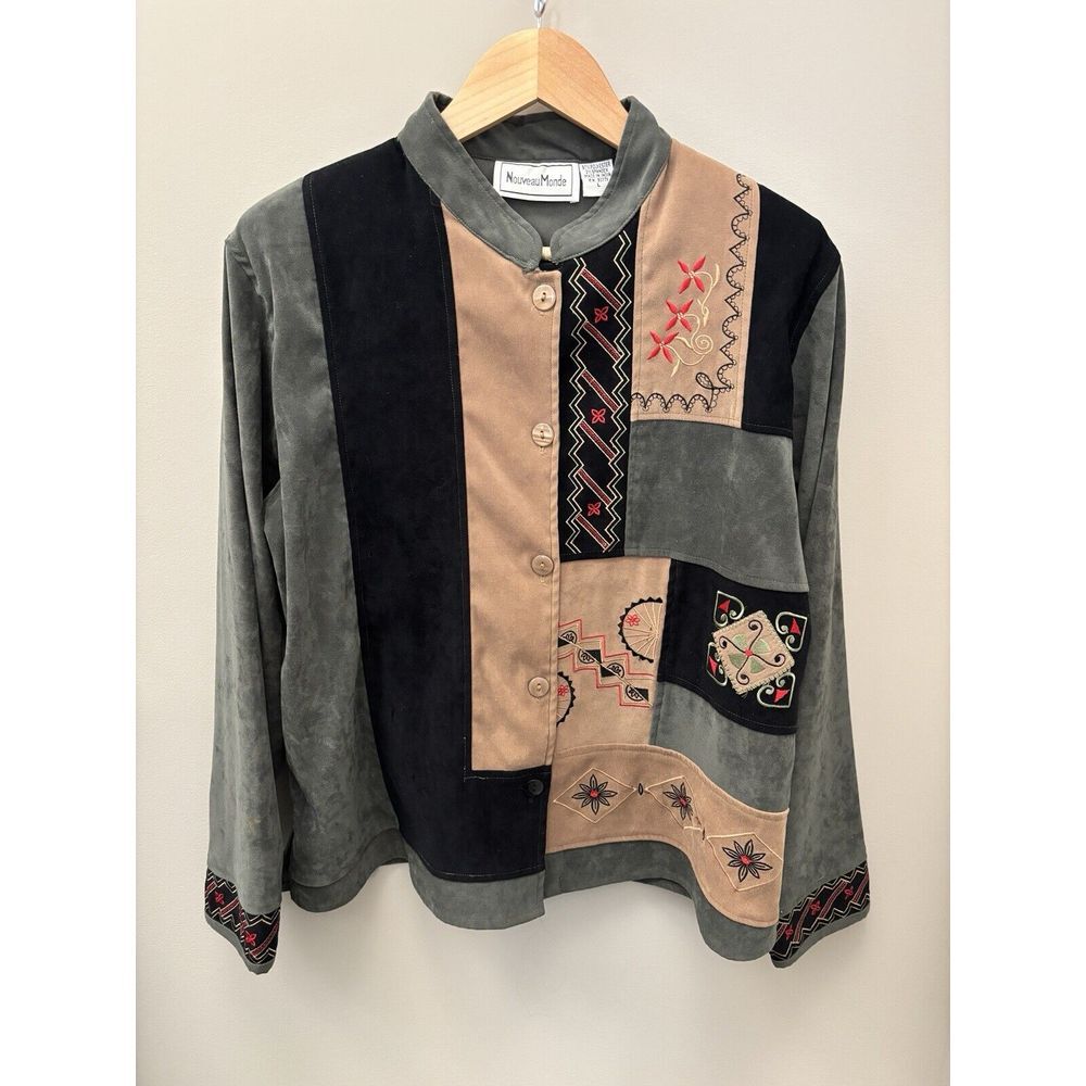 Nouveau Monde Polyester spandex L Won made in India olive green geometric multi